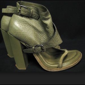 Alexander Wang Suvi Green Leather Sandals Sz 9